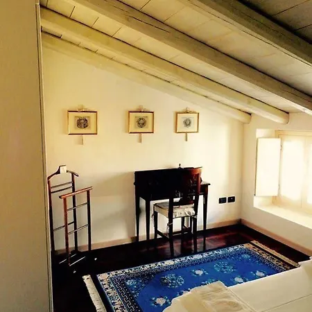 Apartment Antica Casa Fenaroli