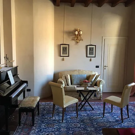 Antica Casa Fenaroli * Iseo